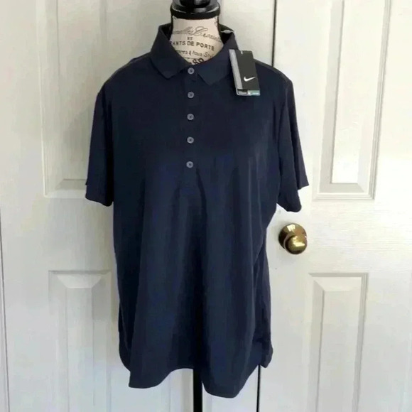 NWT  Nike Golf Shirt in Size XXL - Picture 1 of 6